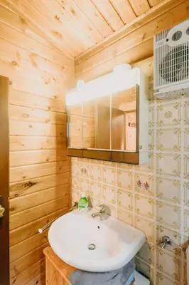 Ein Badezimmer in der Unterkunft NEU! Komfort Ferienhaus Tannenrauschen