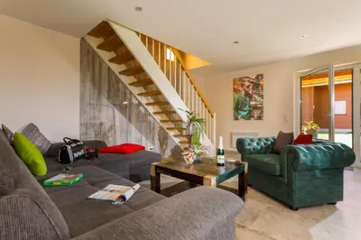 Ein Sitzbereich in der Unterkunft Premium-Plus-Ferienhaus Skadi II