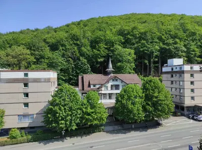 Ein allgemeiner Bergblick oder ein Berglick von der Ferienwohnung aus