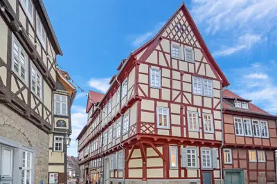 Das Gebäude in dem sich die Ferienwohnung befindet