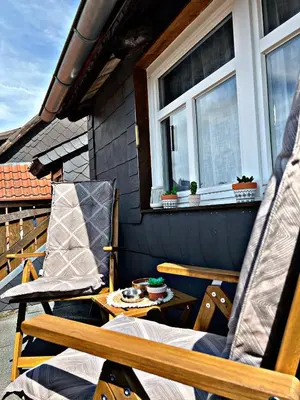 Ein Balkon oder eine Terrasse in der Unterkunft Ferienwohnung Grüne Straße 1