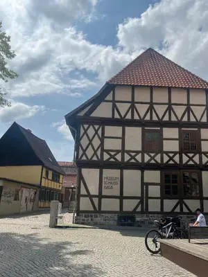Das Gebäude in dem sich die Ferienwohnung befindet