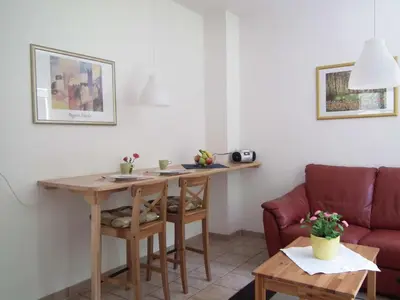 Ein Sitzbereich in der Unterkunft Ferienwohnung Nexö, 30 qm, ein Schlafzimmer N1