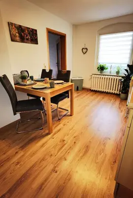 Ein Sitzbereich in der Unterkunft Ferienwohnung im Starenweg