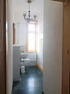 Ein Badezimmer in der Unterkunft Superior Komfort Suite 90m2 bis 5 Personen im Jugendstil - Gründerzeit Villa im Harz