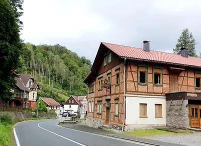 Das Gebäude in dem sich die Ferienwohnung befindet