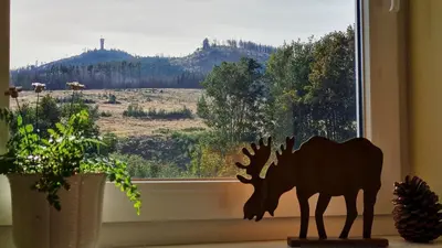Ein allgemeiner Bergblick oder ein Berglick von der Ferienwohnung aus
