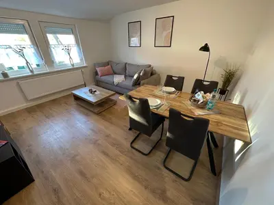 Ein Sitzbereich in der Unterkunft TraumFeWo Morgentau #Netflix #Terrasse von Harztraveler