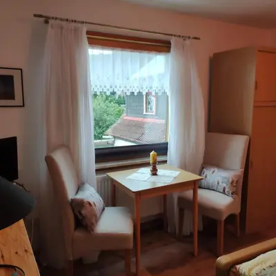 Ein Sitzbereich in der Unterkunft Gästehaus Familie Rinke