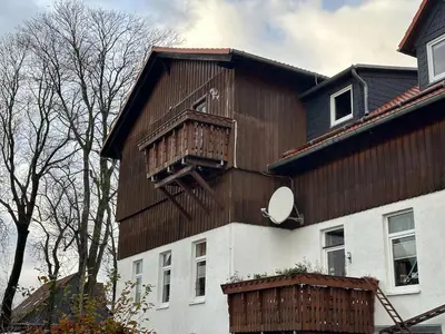 Das Gebäude in dem sich die Ferienwohnung befindet