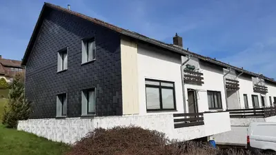 Das Gebäude in dem sich die Ferienwohnung befindet