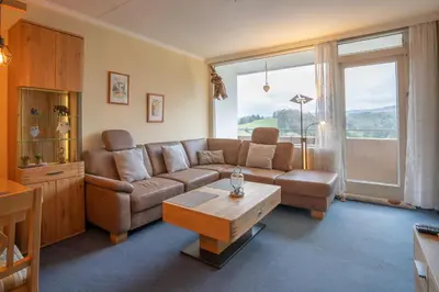 Ein Sitzbereich in der Unterkunft Ferienwohnung Efeu