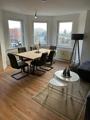 Ein Sitzbereich in der Unterkunft Ferienwohnung Rathauswiese