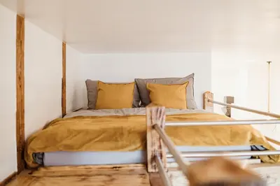 Ein Bett oder Betten in einem Zimmer der Unterkunft Ferienwohnung Hubertuseck