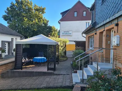 Das Gebäude in dem sich die Ferienwohnung befindet