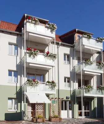 Das Gebäude in dem sich die Ferienwohnung befindet