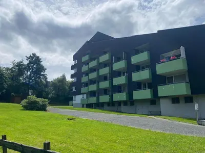 Das Gebäude in dem sich die Ferienwohnung befindet