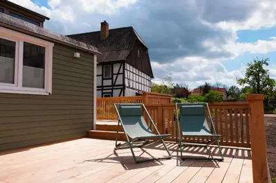 Das Gebäude in dem sich die Ferienwohnung befindet