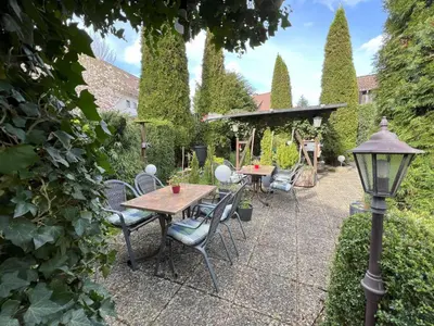 Ein Garten an der Unterkunft Gemütliches kleines Ferienhäuschen Nr. 3 im Harz für 2 Personen (inkl. Balkon)