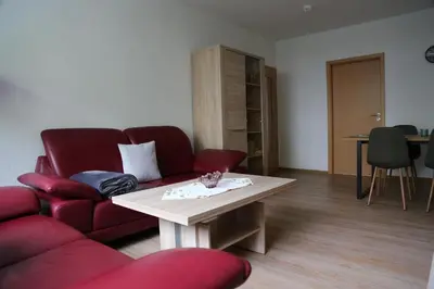 Ein Sitzbereich in der Unterkunft Gästewohnung Heinrich-Heine-Straße 8