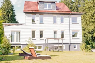 Ein Garten an der Unterkunft RuDi Ferienwohnung 