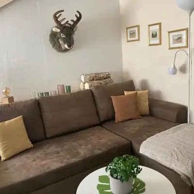 Ferienwohnung Waldhöhe -sonniger Balkon-Boxspringbett-Ladestation E-Auto