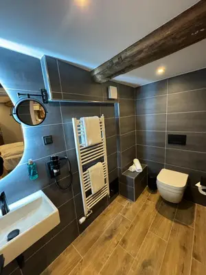Ein Badezimmer in der Unterkunft Goldener Stern