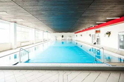 Der Swimmingpool an oder in der Nähe von Terrassenhaus im Harz, Pool, Sauna, WLAN