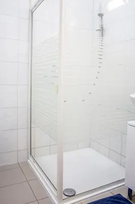 Ein Badezimmer in der Unterkunft Ferienwohnung Ferienhäuser am Brocken, 60 qm, 2 Schlafzimmer