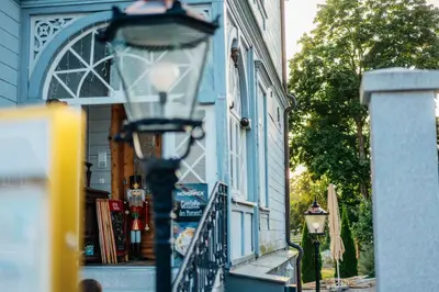 Das Gebäude in dem sich das Bed & Breakfast befindet