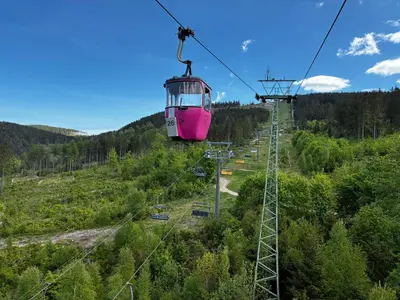 Ein allgemeiner Bergblick oder ein Berglick von der Ferienwohnung aus