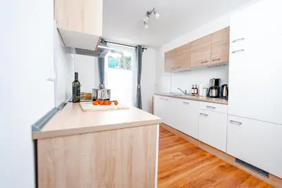 Küche/Küchenzeile in der Unterkunft Ferienwohnung Stadtblick - Modernes Wohnen auf 2 Etagen