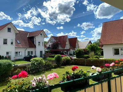 Ein Garten an der Unterkunft Only for woman, Nur für Frauen Guest house