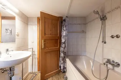 Ein Badezimmer in der Unterkunft Ferienwohnung am Neuen Thore III - b70294