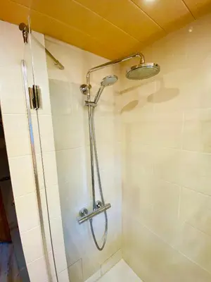 Ein Badezimmer in der Unterkunft Das blaue Haus Braunlage