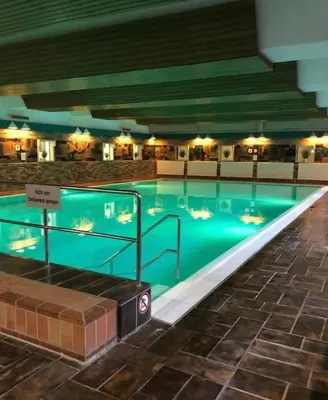Der Swimmingpool an oder in der Nähe von Panorama Apartment