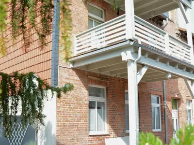 Das Gebäude in dem sich die Ferienwohnung befindet