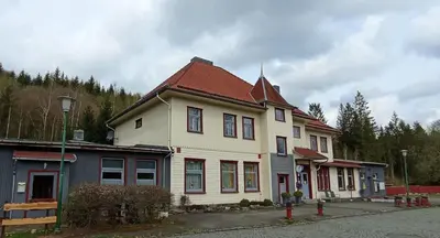 Das Gebäude in dem sich die Ferienwohnung befindet