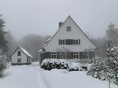 Forsthaus Wohnung 2 4 Pers Kamin & Balkon im Winter
