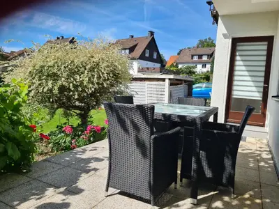 Ein Garten an der Unterkunft Ferienwohnung Am Eisstadion