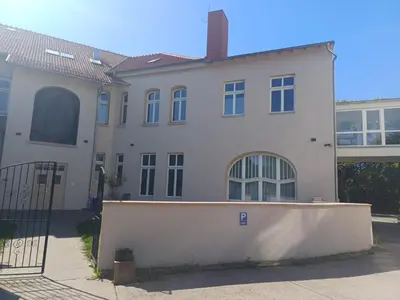 Das Gebäude in dem sich die Ferienwohnung befindet