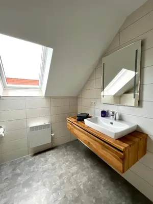 Ein Badezimmer in der Unterkunft Ferienhaus Hexenpfad Bettw Handtücher inklusive