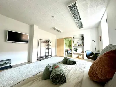 TV/Unterhaltungsangebot in der Unterkunft Familien Apartment inkl Spielecke nähe Pullman City Westernstadt