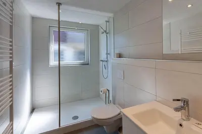 Ein Badezimmer in der Unterkunft Ferienwohnung Köller mit Balkon