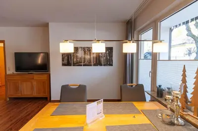 TV/Unterhaltungsangebot in der Unterkunft Ferienwohnung Bergrast mit Balkon