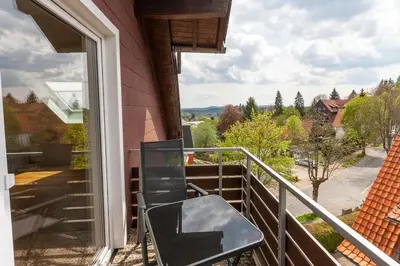 Ein Balkon oder eine Terrasse in der Unterkunft Ferienwohnung Kleine Fichte mit Balkon