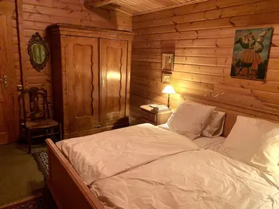 Ein Bett oder Betten in einem Zimmer der Unterkunft Jägerwohnung im Forsthaus am Schindelbruch