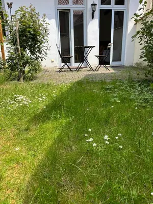 Ein Garten an der Unterkunft Maisonette im Fachwerkhaus