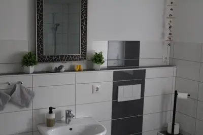 Ein Badezimmer in der Unterkunft Schroedters Fewo