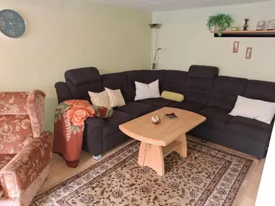 Ein Sitzbereich in der Unterkunft Ferienwohnung am Kloster Drübeck